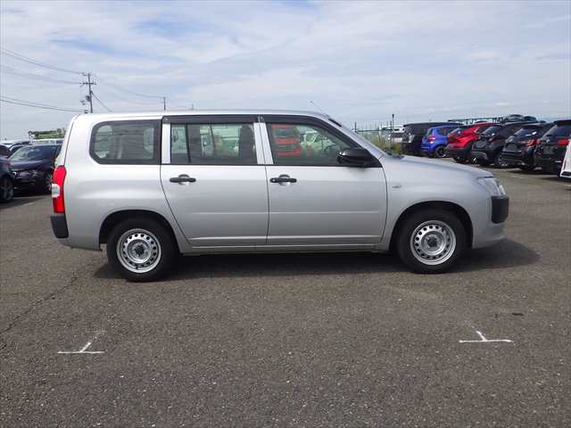 Toyota Probox Van photo 3