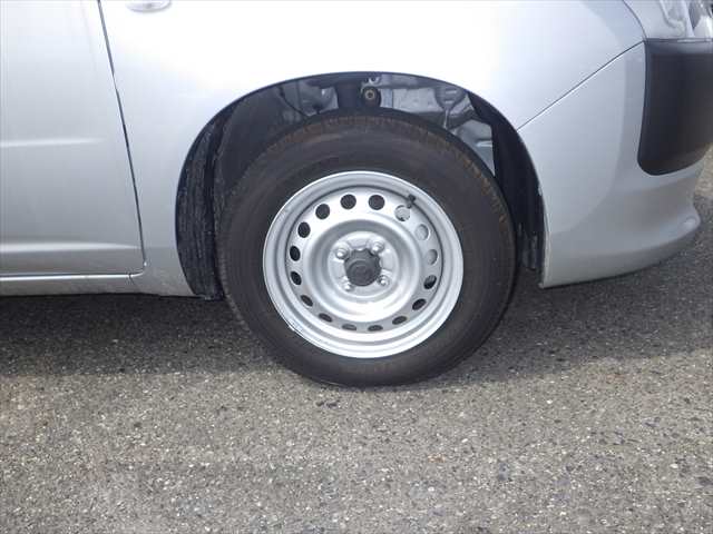 Toyota Probox Van photo 4