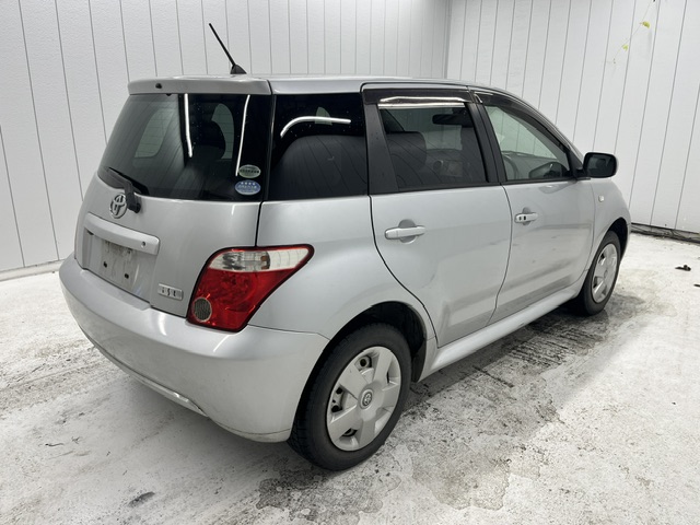 Toyota Ist fotoğraf 4