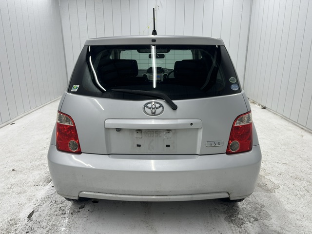 Toyota Ist fotoğraf 5