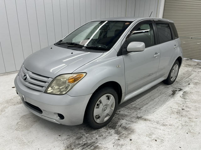 Toyota Ist fotoğraf 3