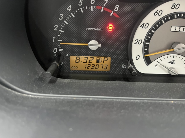 Toyota Ist fotoğraf 8