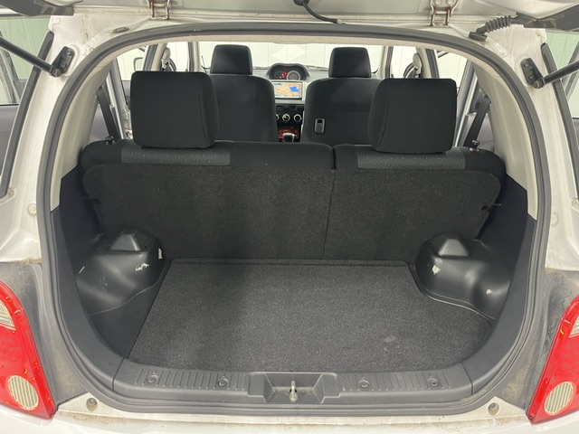 Toyota Ist fotoğraf 18