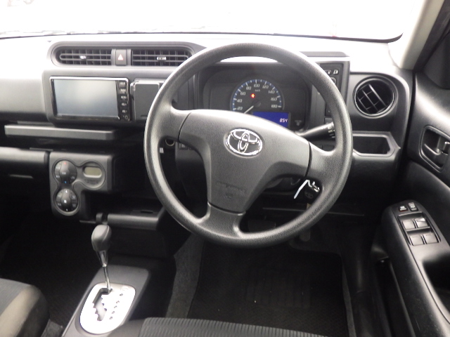Toyota Probox Van fotoğraf 8