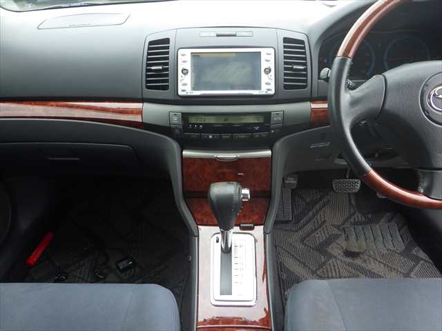 Toyota Allion fotoğraf 14