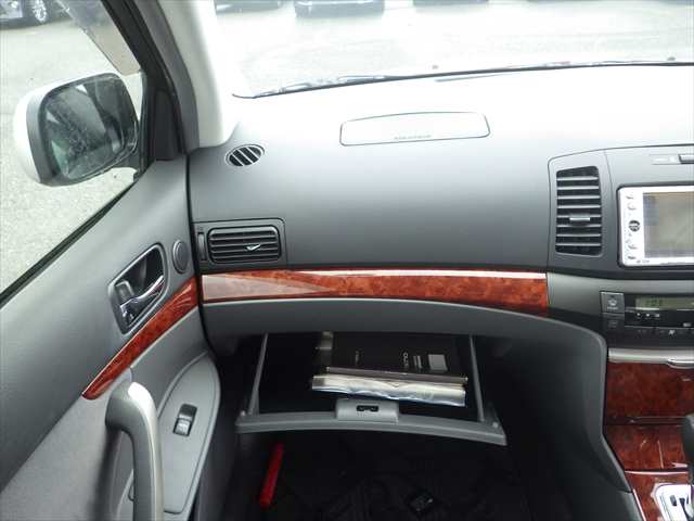 Toyota Allion fotoğraf 12