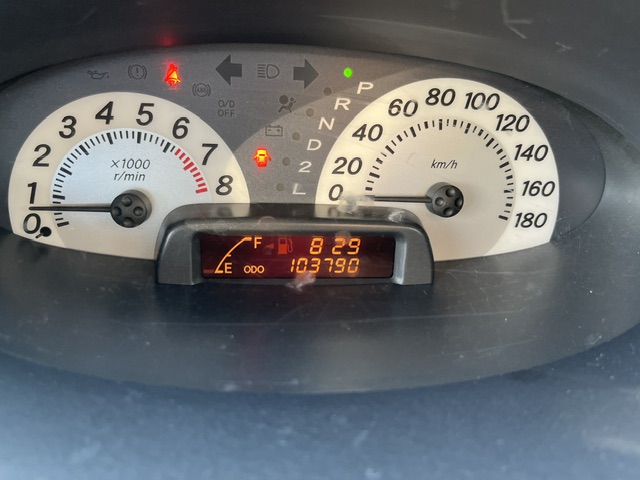 Toyota Funcargo fotoğraf 10