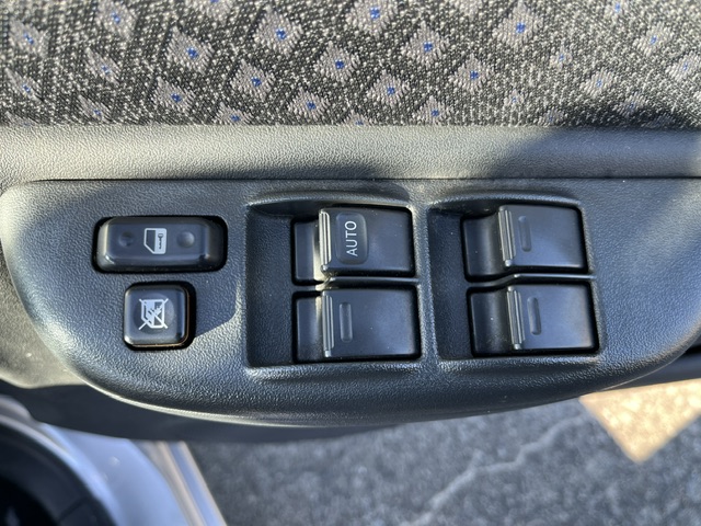 Toyota Funcargo fotoğraf 17
