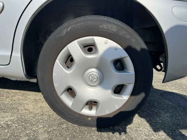Toyota Funcargo fotoğraf 26