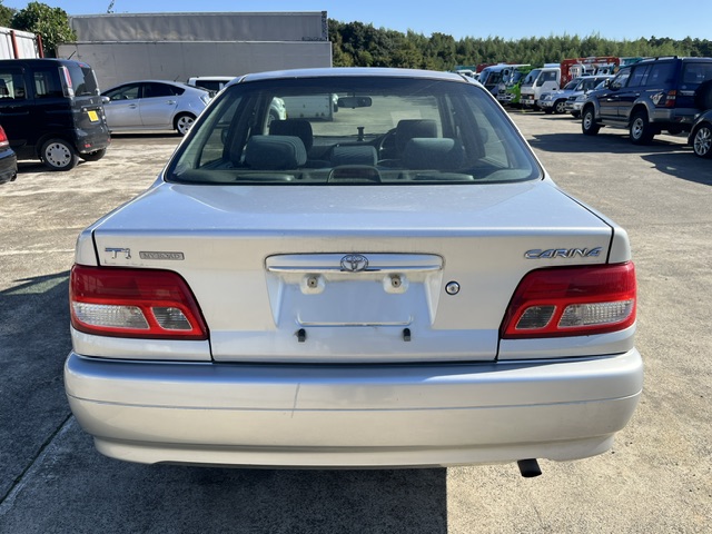 Toyota Carina photo 7