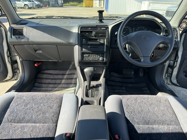 Toyota Carina photo 17
