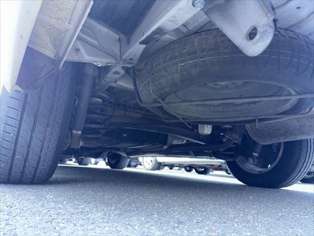 Toyota Alphard fotoğraf 26