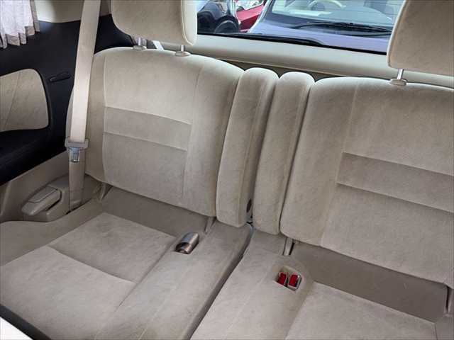 Toyota Alphard fotoğraf 16