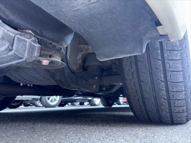 Toyota Alphard fotoğraf 25
