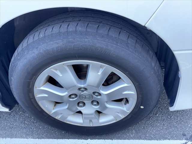 Toyota Alphard fotoğraf 19