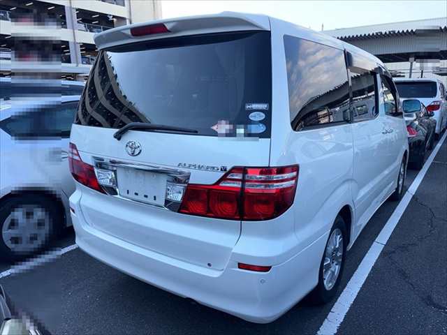 Toyota Alphard fotoğraf 4