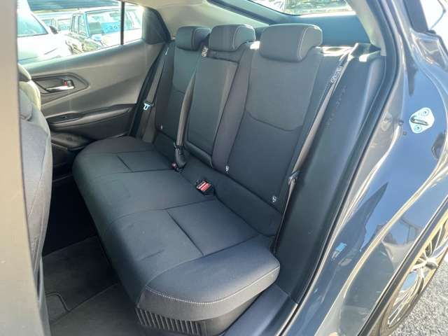 Toyota Prius fotoğraf 13