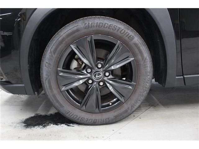 Lexus UX 250h fotoğraf 25