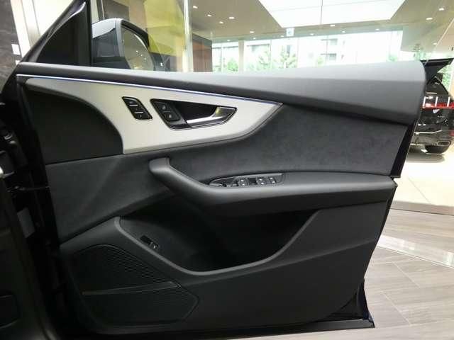 Audi Q8 fotoğraf 28
