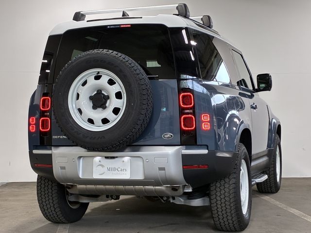 Land Rover Defender fotoğraf 7