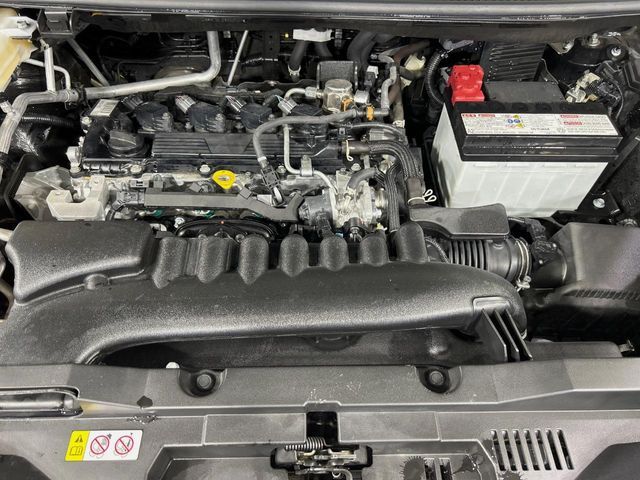 Toyota Voxy fotoğraf 19