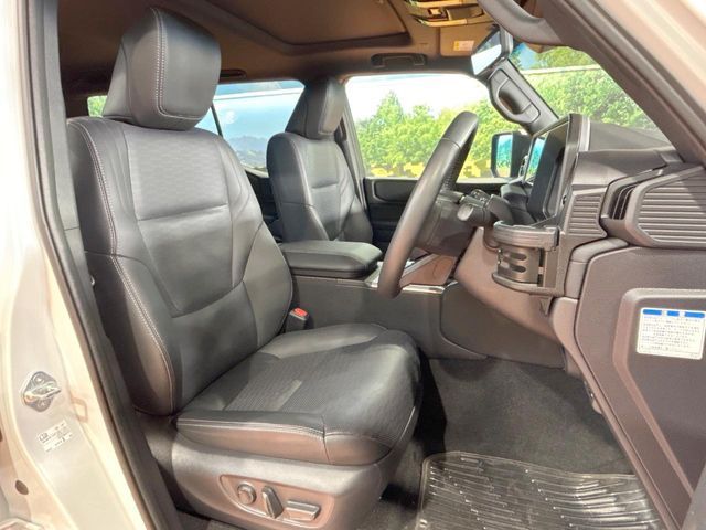 Toyota Land Cruiser 250 fotoğraf 8