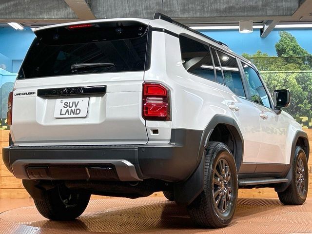 Toyota Land Cruiser 250 fotoğraf 18