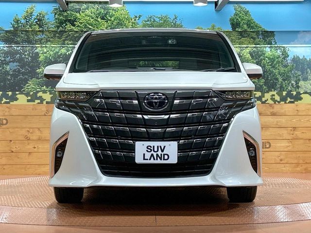 Toyota Alphard fotoğraf 15